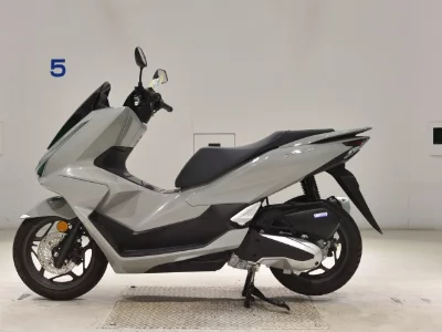 Honda PCX125-4