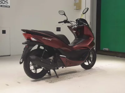 Honda PCX125-2
