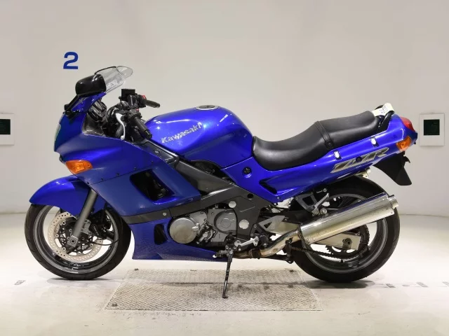 Kawasaki ZZR400-2  с аукциона в Японии