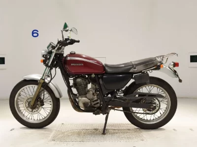 Honda CB223S