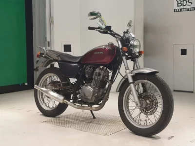 Honda CB223S
