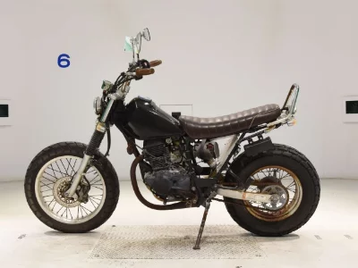 Yamaha TW200-2