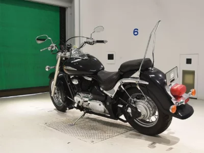 Suzuki INTRUDER 400 CLASSIC