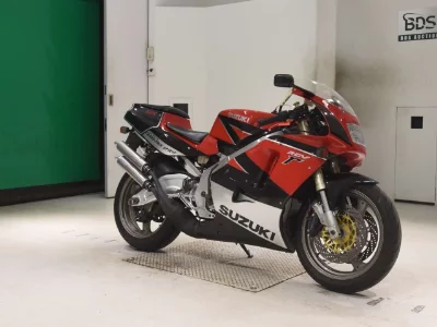 Suzuki RGV250