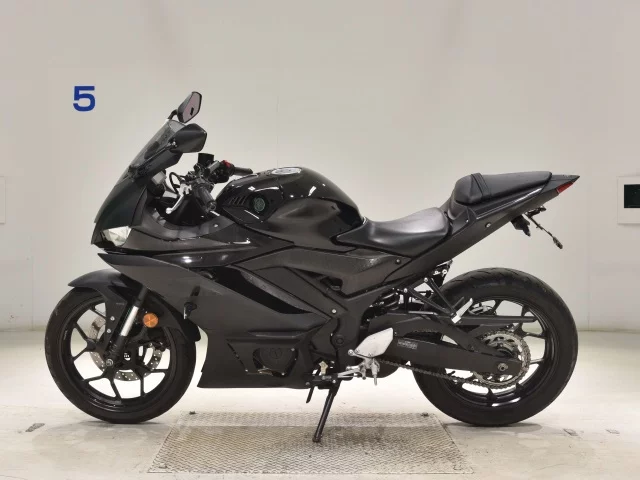 Yamaha YZF-R3  с аукциона в Японии