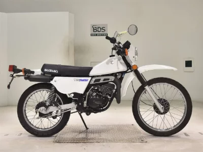 Suzuki TS185
