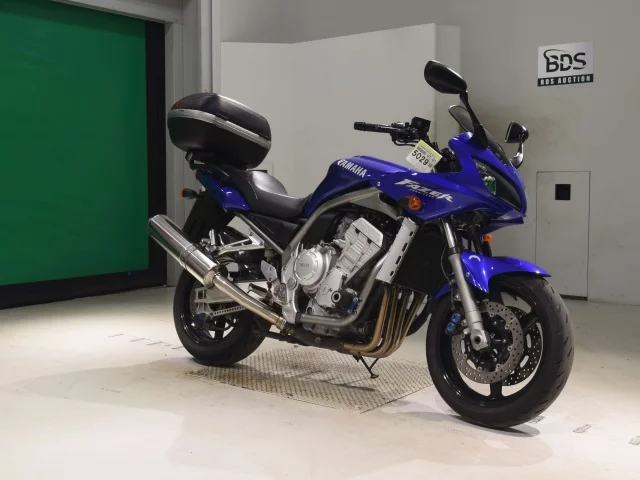 Yamaha FZS1000 FEATHER  с аукциона в Японии