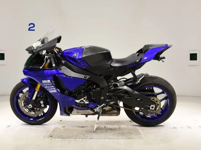 Yamaha YZF-R1  с аукциона в Японии