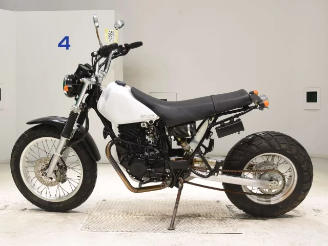 Yamaha TW225  с аукциона в Японии