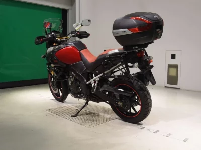 Suzuki V STROM1000A