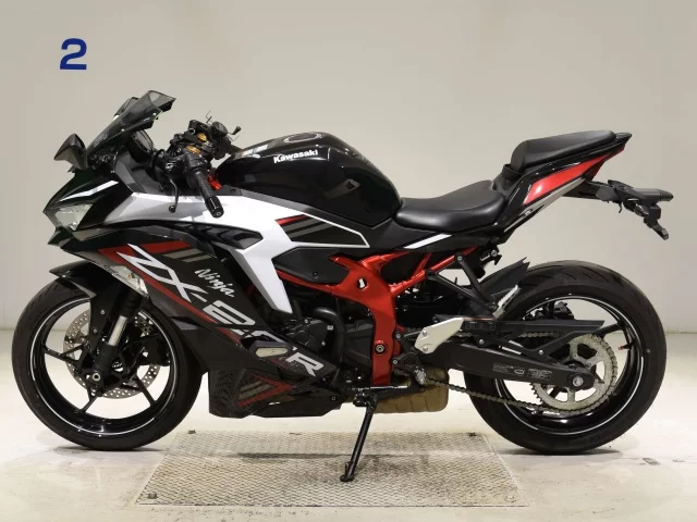 Kawasaki ZX-25R  с аукциона в Японии
