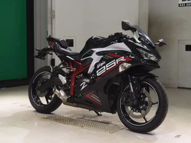 Kawasaki ZX-25R  с аукциона в Японии