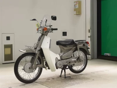 Honda C90