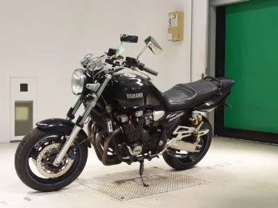 Yamaha XJR1300