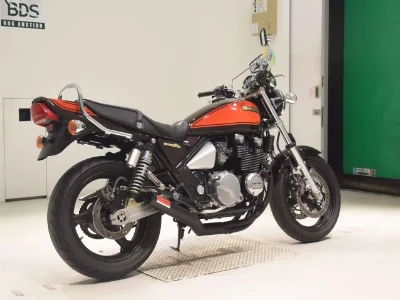 Kawasaki ZEPHYR400K