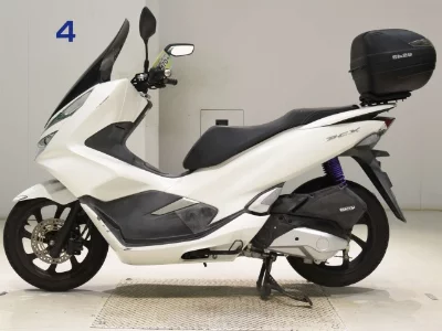 Honda PCX125-3