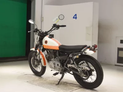 Suzuki GLASS TRACKER BIG BOY
