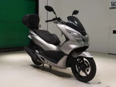 Honda PCX125-2