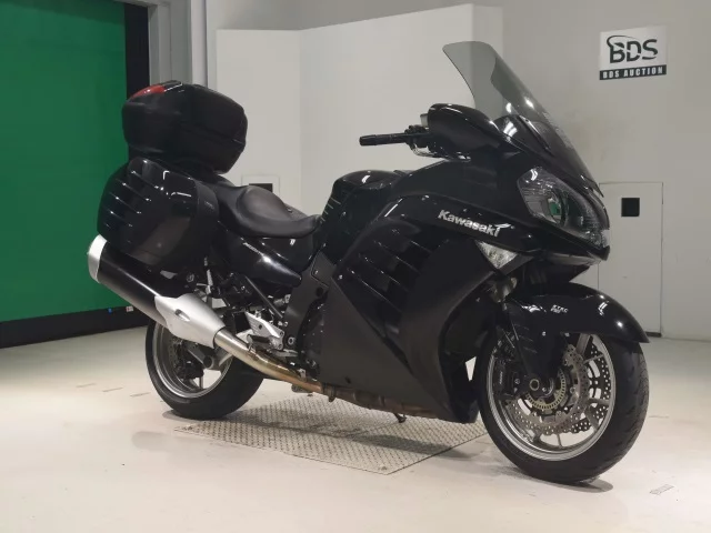 Kawasaki 1400GTR  с аукциона в Японии