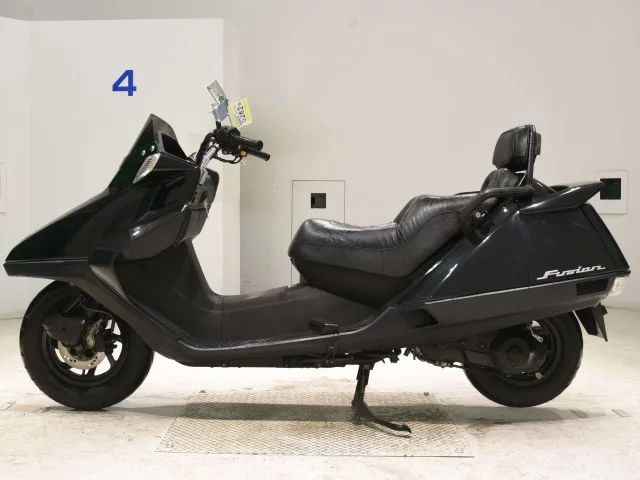 Honda FUSION  с аукциона в Японии