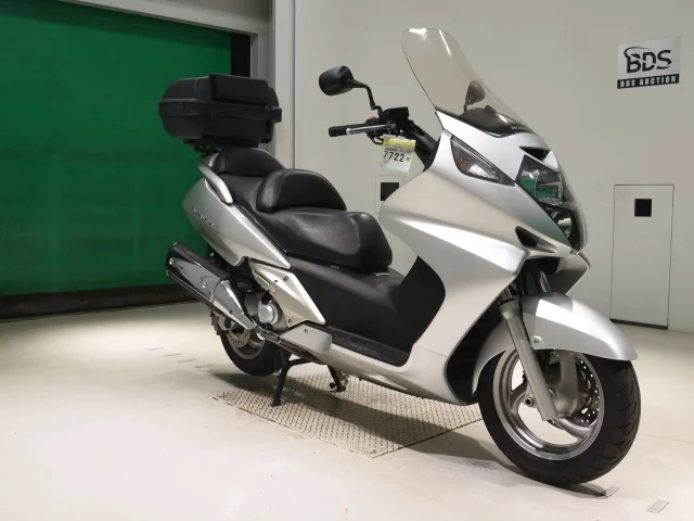 Honda SILVERWING600  с аукциона в Японии