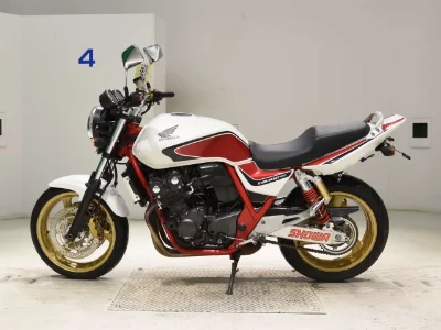 Honda CB400SFV-4