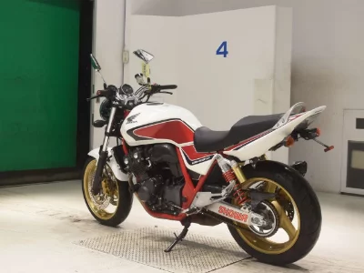 Honda CB400SFV-4