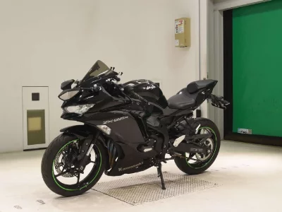 Kawasaki ZX-25R