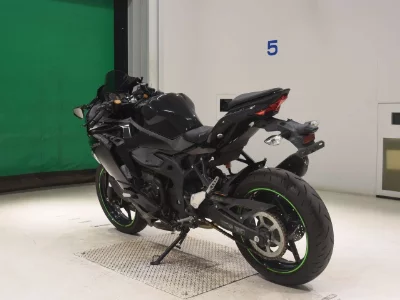 Kawasaki ZX-25R