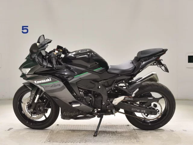 Kawasaki ZX-4R SE  с аукциона в Японии