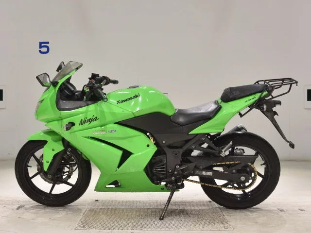 Kawasaki NINJA250R  с аукциона в Японии