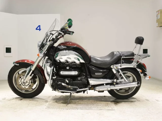 Triumph TRIUMPH ROCKET3 CLASSIC  с аукциона в Японии