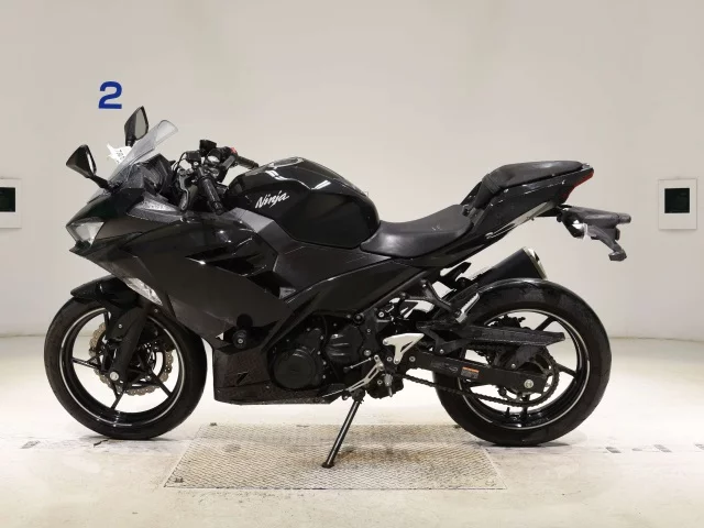 Kawasaki NINJA400-2  с аукциона в Японии