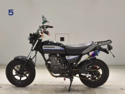 Мотоцикл из Японии Honda APE50