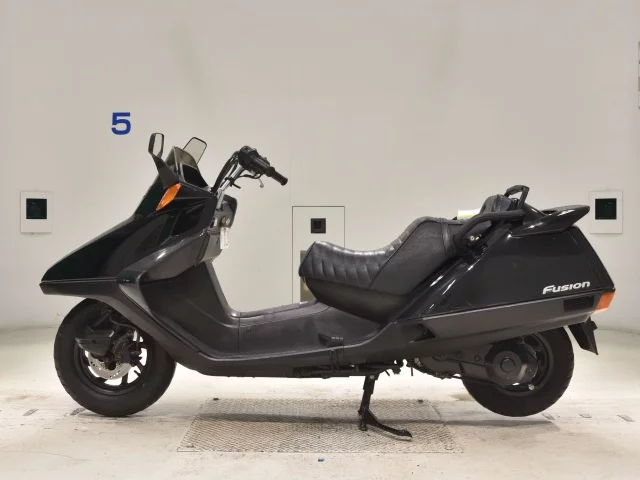 Honda FUSION  с аукциона в Японии