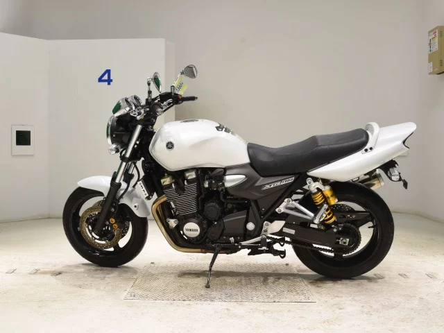 Yamaha XJR1300-2  с аукциона в Японии