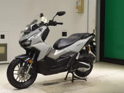 Honda ADV160