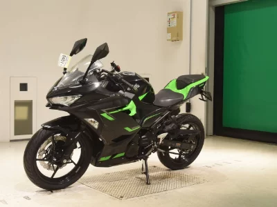 Kawasaki NINJA400-2