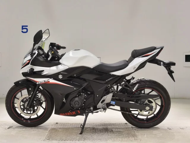 Suzuki GSX250RA  с аукциона в Японии