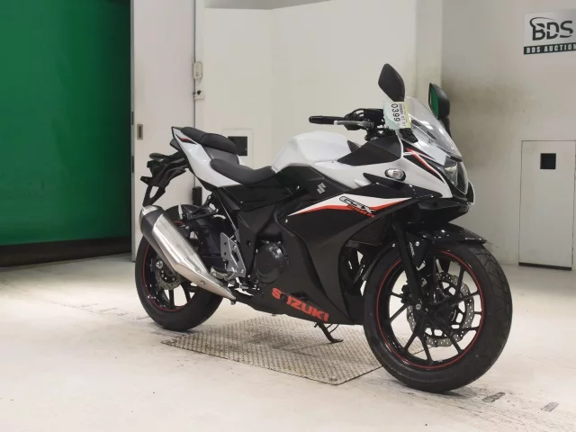 Suzuki GSX250RA  с аукциона в Японии
