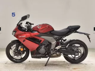 Triumph TRIUMPH  DAYTONA 660