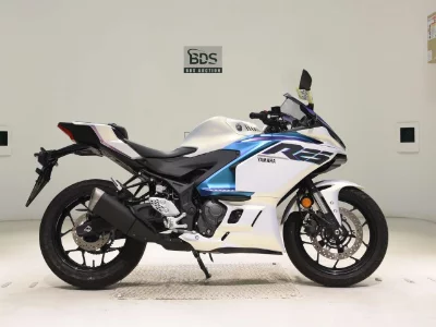 Yamaha YZF-R25A
