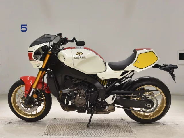 Yamaha XSR900-2  с аукциона в Японии