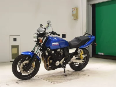 Yamaha XJR400R-1