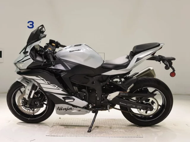 Kawasaki ZX-4R SE  с аукциона в Японии