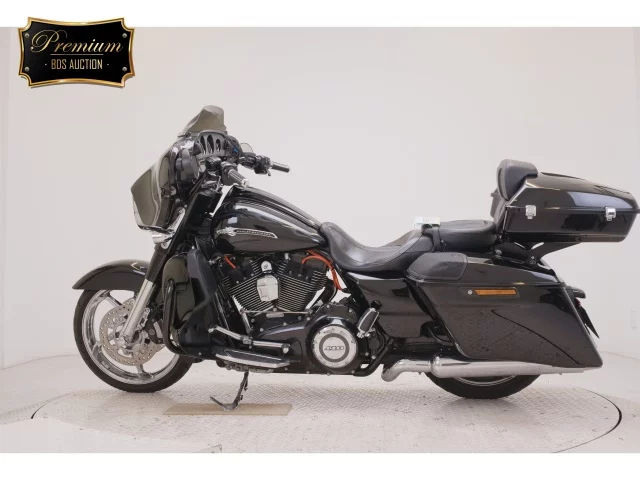 Harley-Davidson HARLEY FLHXSE1800CVO  с аукциона в Японии