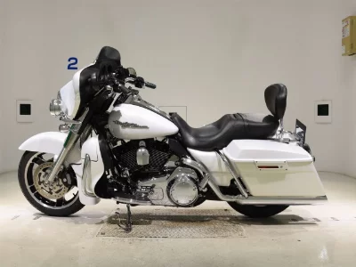 Harley-Davidson HARLEY FLHX1580
