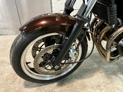 Kawasaki ZEPHYR400K