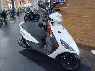 Yamaha AXIS Z