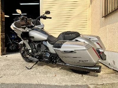 Harley-Davidson HARLEY FLTRXSE1800CVO